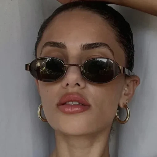 Amour Hoops