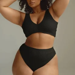 Paula Bikini Bottom - Black Crochet